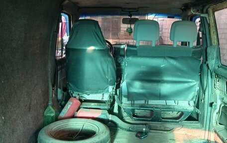 Volkswagen Transporter T4, 1995 год, 380 000 рублей, 3 фотография