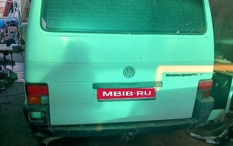 Volkswagen Transporter T4, 1995 год, 380 000 рублей, 4 фотография