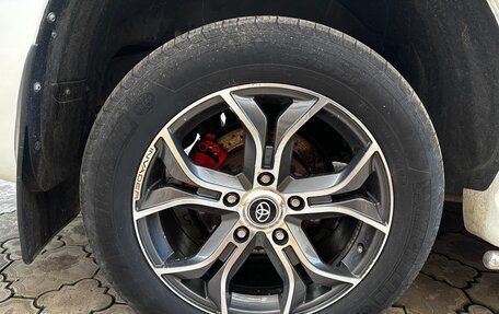 Toyota Land Cruiser 200, 2014 год, 3 850 000 рублей, 6 фотография