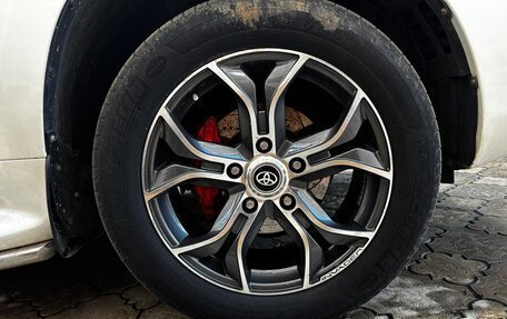 Toyota Land Cruiser 200, 2014 год, 3 850 000 рублей, 7 фотография