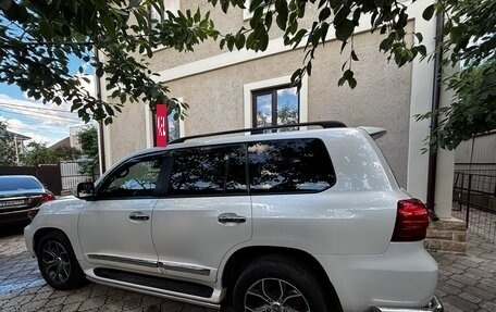 Toyota Land Cruiser 200, 2014 год, 3 850 000 рублей, 10 фотография