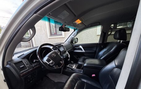 Toyota Land Cruiser 200, 2014 год, 3 850 000 рублей, 17 фотография