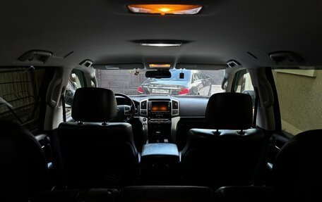 Toyota Land Cruiser 200, 2014 год, 3 850 000 рублей, 13 фотография