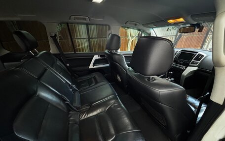 Toyota Land Cruiser 200, 2014 год, 3 850 000 рублей, 15 фотография