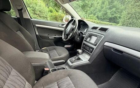 Skoda Octavia, 2010 год, 630 000 рублей, 7 фотография