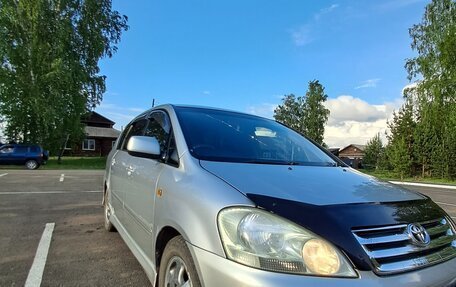 Toyota Ipsum II, 2002 год, 650 000 рублей, 8 фотография