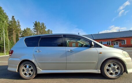 Toyota Ipsum II, 2002 год, 650 000 рублей, 19 фотография