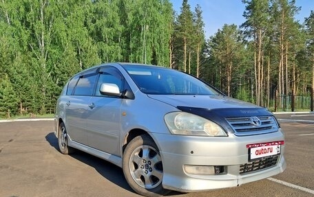 Toyota Ipsum II, 2002 год, 650 000 рублей, 25 фотография