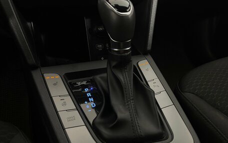 Hyundai Elantra VI рестайлинг, 2019 год, 1 725 000 рублей, 23 фотография