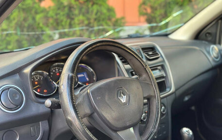 Renault Logan II, 2017 год, 430 000 рублей, 10 фотография