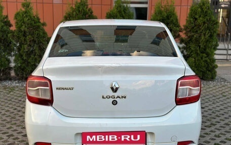 Renault Logan II, 2017 год, 430 000 рублей, 8 фотография