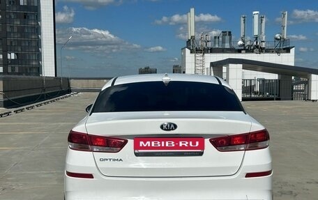 KIA Optima IV, 2019 год, 1 790 000 рублей, 4 фотография