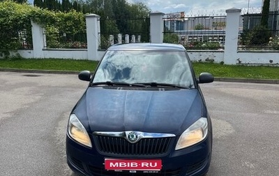 Skoda Fabia II, 2010 год, 415 000 рублей, 1 фотография