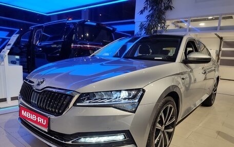Skoda Superb III рестайлинг, 2025 год, 3 378 000 рублей, 1 фотография