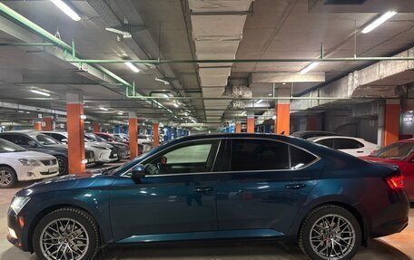 Skoda Superb III рестайлинг, 2017 год, 2 125 000 рублей, 2 фотография