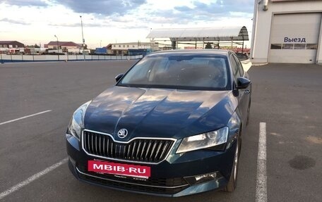 Skoda Superb III рестайлинг, 2017 год, 2 125 000 рублей, 4 фотография