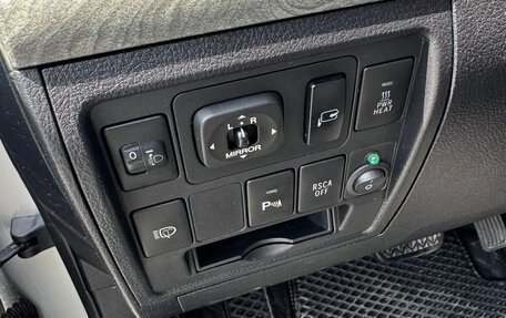 Toyota Land Cruiser 200, 2008 год, 3 850 000 рублей, 7 фотография