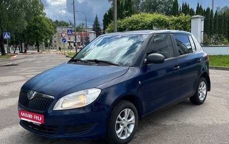 Skoda Fabia II, 2010 год, 415 000 рублей, 2 фотография