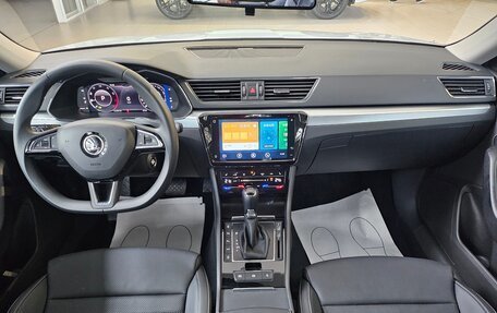 Skoda Superb III рестайлинг, 2025 год, 3 378 000 рублей, 14 фотография