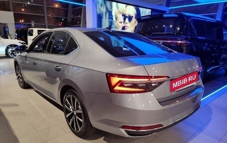 Skoda Superb III рестайлинг, 2025 год, 3 378 000 рублей, 5 фотография