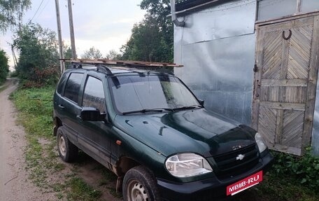 Chevrolet Niva I рестайлинг, 2003 год, 165 000 рублей, 3 фотография