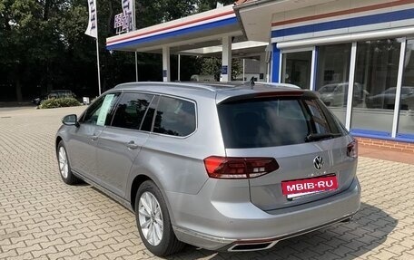 Volkswagen Passat B8 рестайлинг, 2022 год, 2 790 000 рублей, 4 фотография