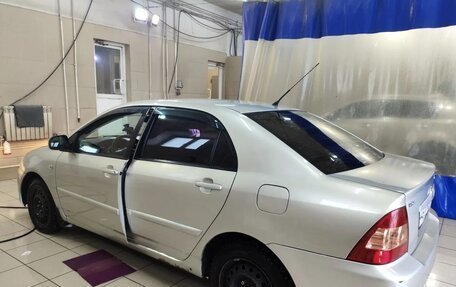 Toyota Corolla, 2004 год, 2 фотография