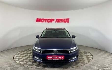 Volkswagen Passat B8 рестайлинг, 2018 год, 1 835 000 рублей, 2 фотография