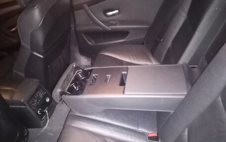 BMW 5 серия, 2007 год, 800 000 рублей, 8 фотография
