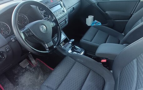 Volkswagen Tiguan I, 2010 год, 800 000 рублей, 6 фотография