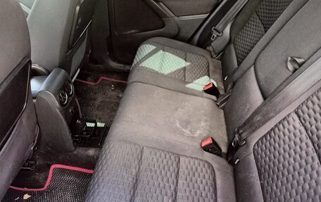 Volkswagen Tiguan I, 2010 год, 800 000 рублей, 11 фотография