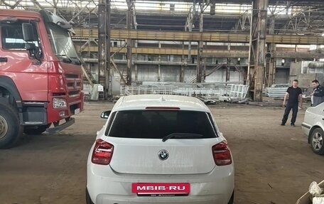 BMW 1 серия, 2011 год, 750 000 рублей, 4 фотография