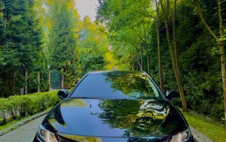 Toyota Camry, 2020 год, 2 450 000 рублей, 4 фотография