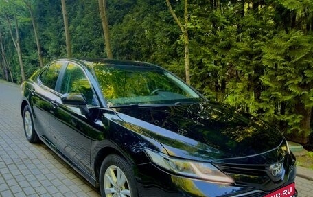 Toyota Camry, 2020 год, 2 450 000 рублей, 3 фотография
