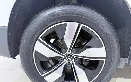 Volkswagen Tharu, 2022 год, 1 950 000 рублей, 14 фотография