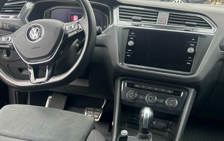 Volkswagen Tiguan II, 2019 год, 3 300 000 рублей, 6 фотография