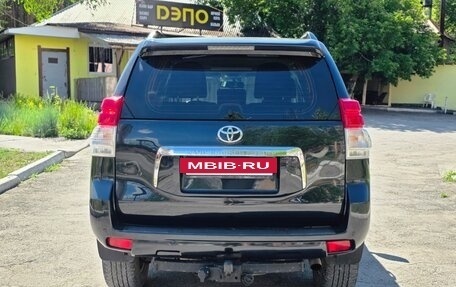 Toyota Land Cruiser Prado 150 рестайлинг 2, 2009 год, 2 650 000 рублей, 6 фотография