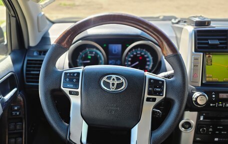 Toyota Land Cruiser Prado 150 рестайлинг 2, 2009 год, 2 650 000 рублей, 15 фотография