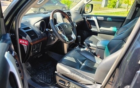 Toyota Land Cruiser Prado 150 рестайлинг 2, 2009 год, 2 650 000 рублей, 12 фотография