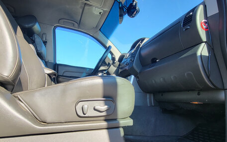 Nissan Navara (Frontier), 2010 год, 1 500 000 рублей, 15 фотография
