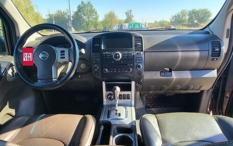 Nissan Navara (Frontier), 2010 год, 1 500 000 рублей, 9 фотография