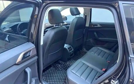 Volkswagen Tharu, 2022 год, 2 048 000 рублей, 9 фотография