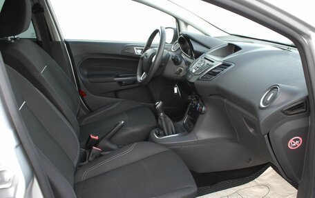 Ford Fiesta, 2015 год, 830 000 рублей, 12 фотография