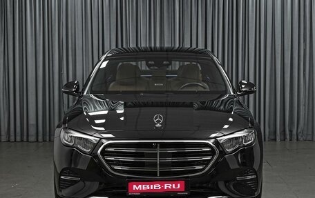 Mercedes-Benz E-Класс, 2024 год, 6 750 000 рублей, 3 фотография