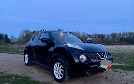 Nissan Juke II, 2011 год, 880 000 рублей, 2 фотография