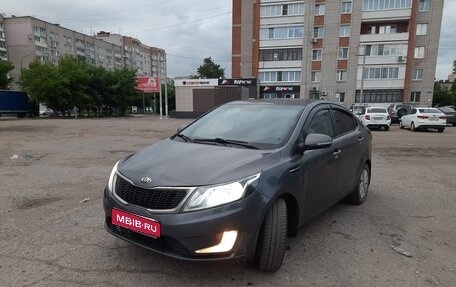 KIA Rio III рестайлинг, 2013 год, 880 000 рублей, 1 фотография