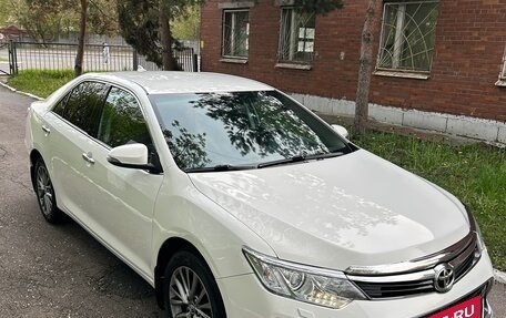 Toyota Camry, 2015 год, 1 850 000 рублей, 3 фотография