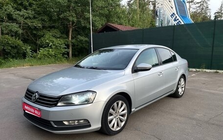 Volkswagen Passat B7, 2012 год, 1 070 000 рублей, 1 фотография
