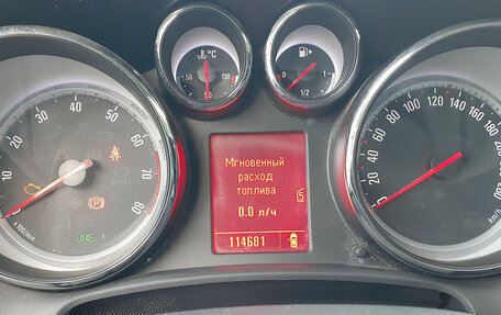 Opel Astra J, 2010 год, 850 000 рублей, 2 фотография