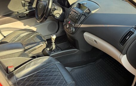 KIA cee'd I рестайлинг, 2008 год, 610 000 рублей, 12 фотография